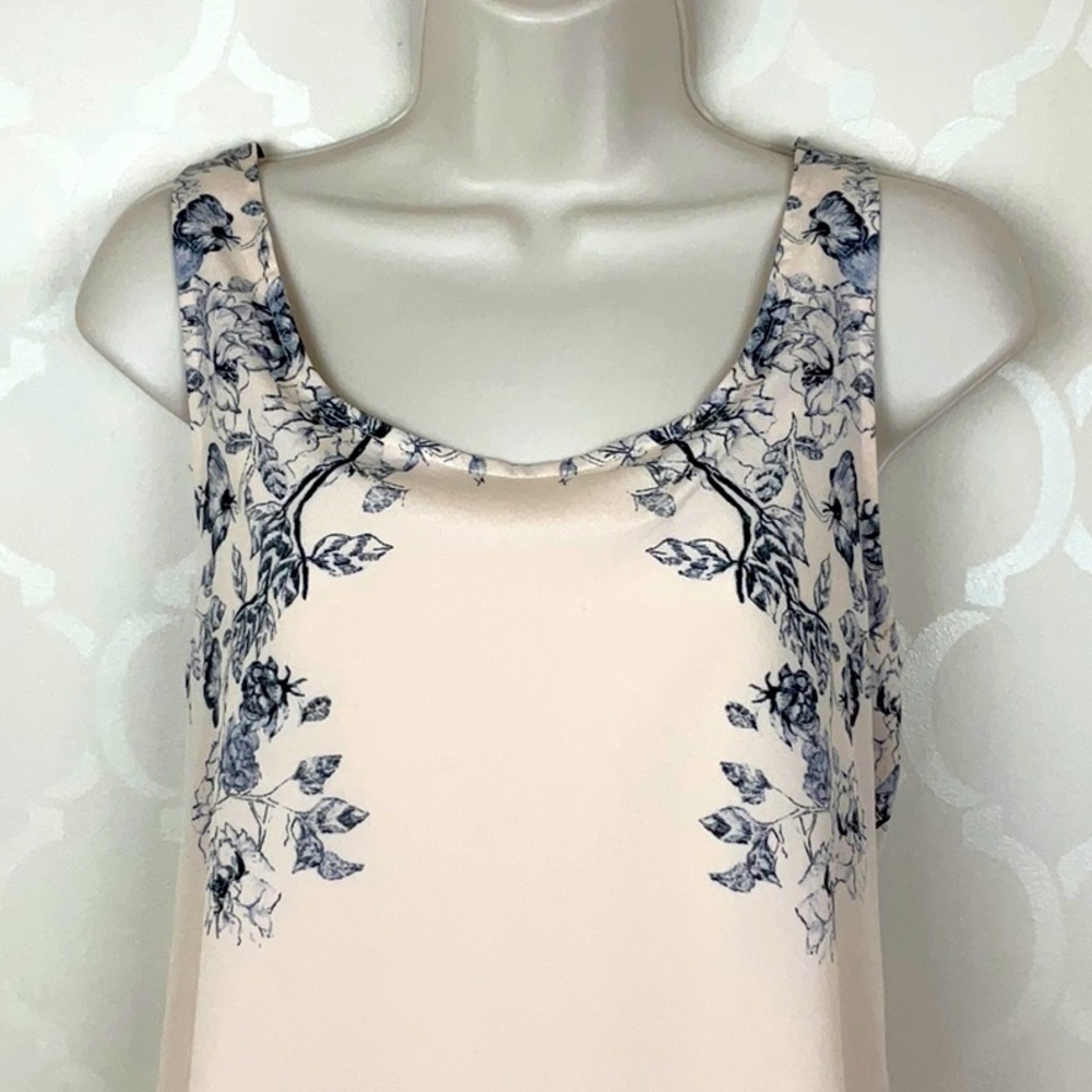 EXPRESS BUTTON BACK TOP - Picture 3 of 8